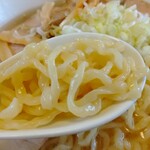 喜一 - 朝日屋さんのツルツル感マックスの中太麺