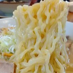 喜一 - 朝日屋食品の中太麺