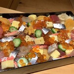 鮨 りんだ - バラちらし