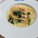 PIZZERIA MAR-DE NAPOLI - サーモンとほうれん草のクリームソーススパゲッティ