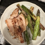 とり焼き 鶏料理 かしわ - アスパラ焼き、