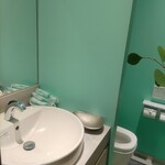 存じやす　極 - 男性用トイレ