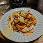 関内もつ肉店 - 皿なんこつ