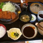 和食麺処 サガミ - とんかつ定食（１４８０円）