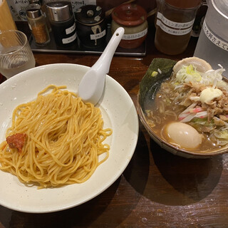 油そば 裏紅葉_0