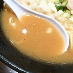 煮干し中華そば  麺屋一禾 - スープ