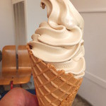 バーンズ - エチオピアモカ　ＫＩＮＧソフトクリーム　ワッフルコーン　３８０円　【　２０１３年５月　】