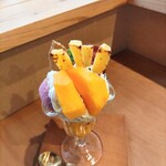 Matsumago Kissaten - さつま芋と柿のパフェ