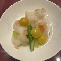 華正樓 新館 - 海老、イカ、銀杏の塩炒め