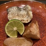 日本料理 TAKEMOTO - このお店のレベルでは太刀魚は薄すぎ