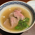 馳走 啐啄一十  - 【写真㉑】榊山牛(サーロイン)、真昆布&4種類種類(いりこ、鰹節、鯖節、あご節)の節の出汁しゃぶ