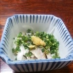 居酒屋 多満利屋 - お通しがシメサバ
            