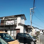 ラーメンのかどや - 裏手の駐車場