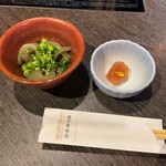 博多華味鳥 天神西通り店 - 鍋コースの先付け２品