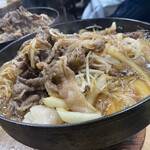 すき焼･鍋物 なべや - 牛肉鉄鍋