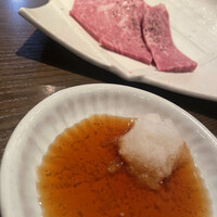 焼肉 大河 - 塩上カルビ(おろしポン酢付)