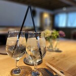 Reveur - 有機エルダーフラワーカクテル