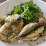 Piscaria - ランチ：〈前菜〉⑤ウルメイワシのフリット、豆アジのフリット（2名分）
