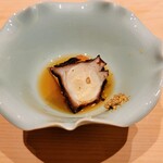 鮨 龍次郎 - 煮蛸、横須賀、辛子