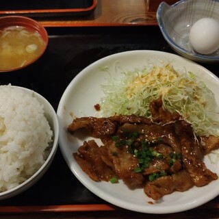 豚骨らーめん 無限_0