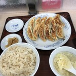 ぎょうざの満洲 - ダブル餃子定食、玄米大（700円）