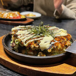 Okonomiyaki Teppanyaki Shizuru - お好み焼き[ぼっかけ] 1200円