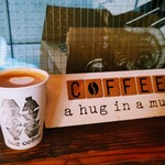 Hug coffee - カフェラテ ホット620円