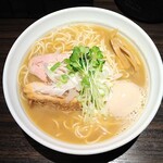 らーめん剣豪 - 味玉濃厚鶏醤油ら〜めん大盛り