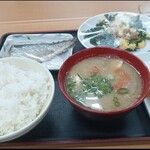 大衆食堂半田屋 宇品店 - 