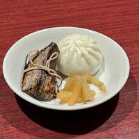 フーロン - チマキ・ザーサイ・肉まん