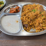 本格インド・ネパール カレーレストラン ラージャ - マトンビリヤニ
