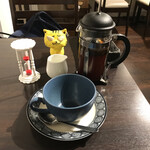 カフェ ボン ボヤージュ - コーヒーは、プレス式です