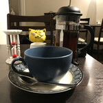 カフェ ボン ボヤージュ - 砂時計の砂が、落ちるのを待ちます