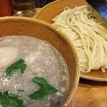 塩そば専門店 桑ばら - キビナゴの濃縮つけそば