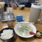 十八番 - かす汁定食のかす汁（大）