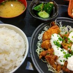 ちょい飲み酒場 酔っ手羽食堂 - 