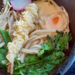 杉の家 - 鍋焼うどん1000円