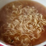 セブンイレブン - 野菜と鶏のうま味が利いた醤油ラーメンの"素ラーメン状態"