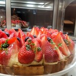 メゾン ド フルージュ - ショーケースのタルト