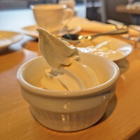スカイグリルブッフェレストラン空桜 - デザートにソフトクリーム(~▽~＠)♪♪♪止まらない