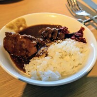 スカイグリルブッフェレストラン空桜 - お肉ゴロゴロ  朝カレー(☆∀☆)