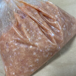 宮川食鳥鶏卵 - 特選たたき(ひき肉に卵を入れて叩いたもの)