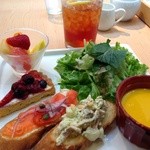 上野の森PARK SIDE CAFE - ガーデンサンド+アイスティー