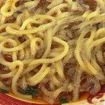 四川担担麺 - 麺アップ