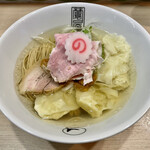 鶯屋 - 塩ワンタン麺（1000円）