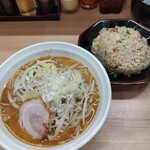 ラーメン たかし屋 - 