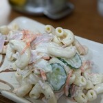 もつやき ばん - マカロニサラダは外せない！