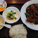 金京飯店 - 黒酢豚定食 900円