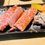 Niku Oroshi Chokuei Yakiniku Niku No Okayama - 