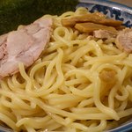 秋葉原つけ麺 油そば 楽 - 麺メガ盛アップ